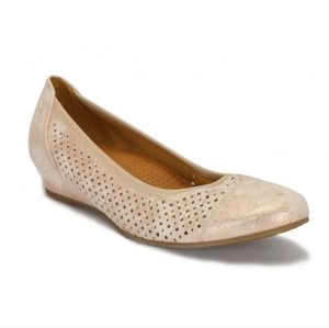 GABOR Samira Ballet Low Wedge Leather Shoe Beige/Metallic Comfort Travel